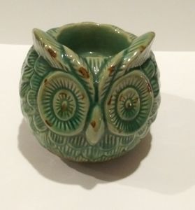 Green shabby-chic owl tealight holder